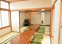 立川市斎場 控室